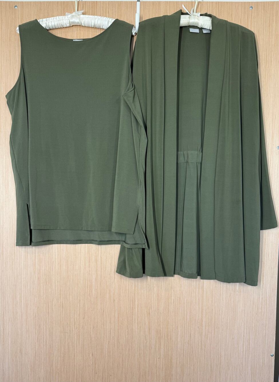 Chicos Olive Green Sleeveless Top &  Open Jacket Set Size 3 US 16/18 XL